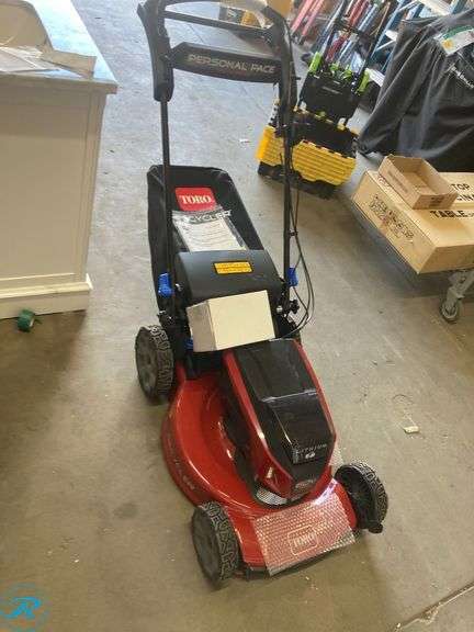 (1) New out of the Box- Toro Recycler 22-in 60-volt, Self-Propelled Battery Walk Mower with (1) 8ah Battery Included (Total of 1) - Roller Auctions