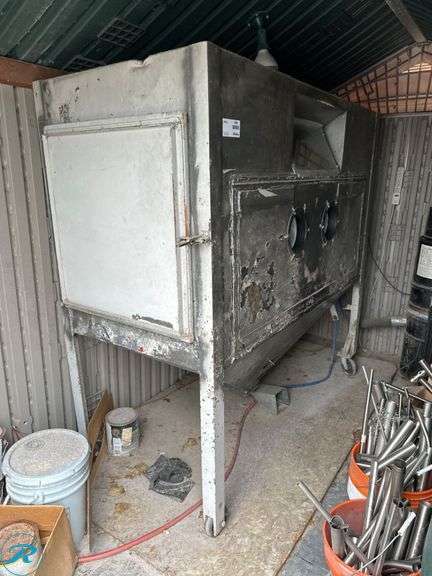 Industrial Sandblasting Cabinet with Attached Dust Collector