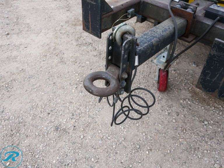 2008  Scorpion  10002-TL3  Towable Attenuator - Roller Auctions