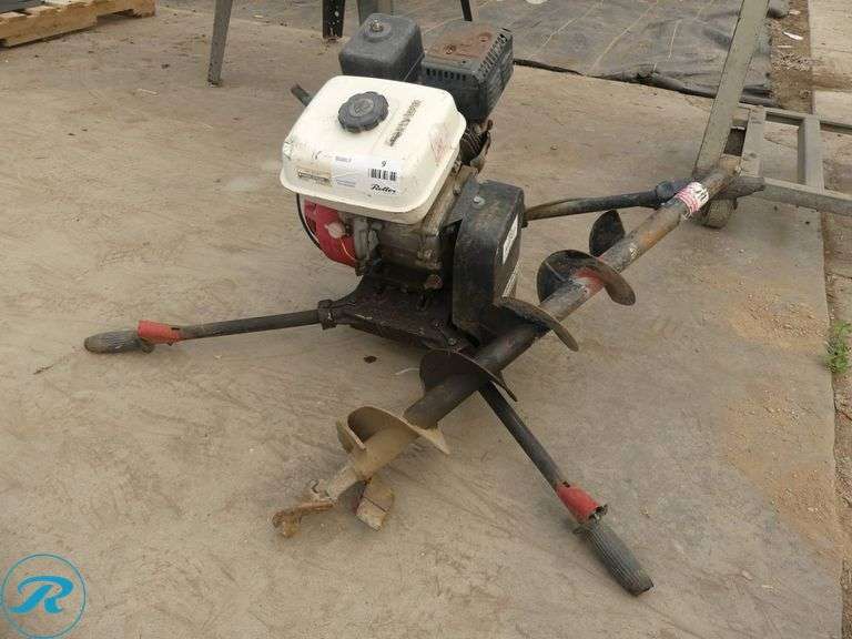 2-Person Earth Auger, Honda GX160 5.5 HP With 6″ Auger Bit
