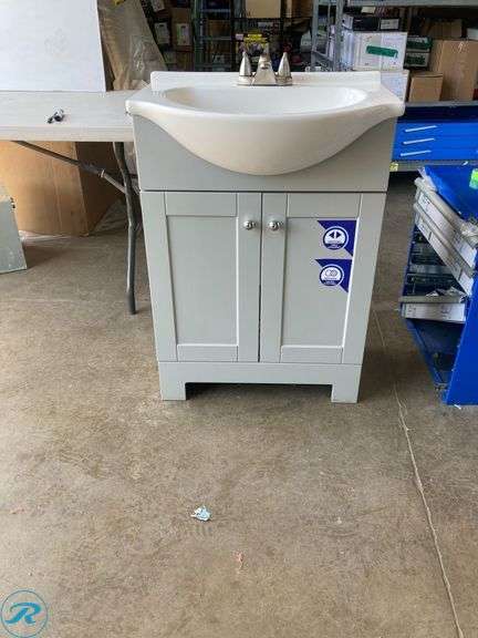 (1) Display Model- Project Source Euro 24-in Light Gray Single Sink Bathroom Vanity with White Cultured Marble Top (some Minor scratches See Photos) (total of 1) - Roller Auctions