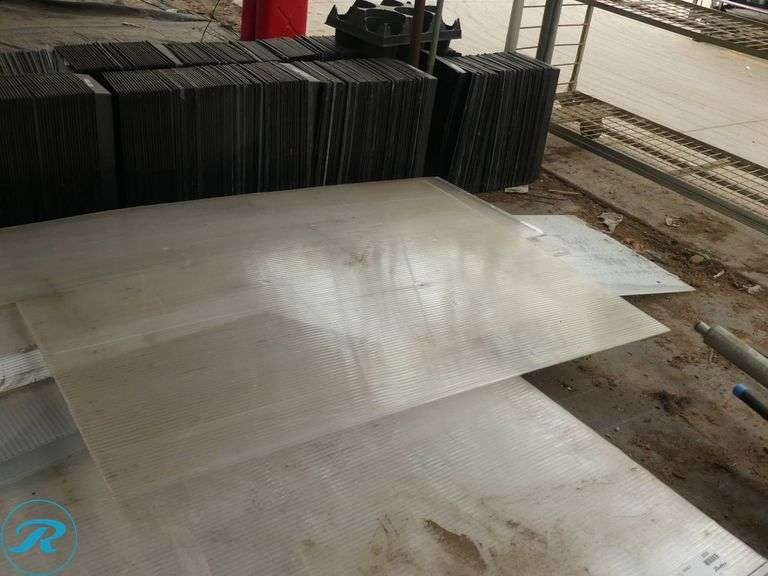 Pallet of Greenhouse Polycarbonate Panels - Roller Auctions