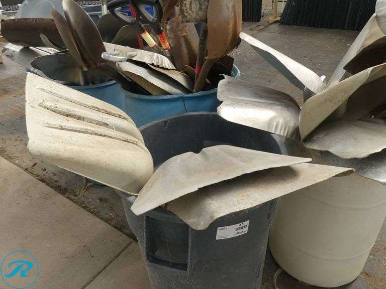 (4) Barrels of Assorted Shovels - Roller Auctions
