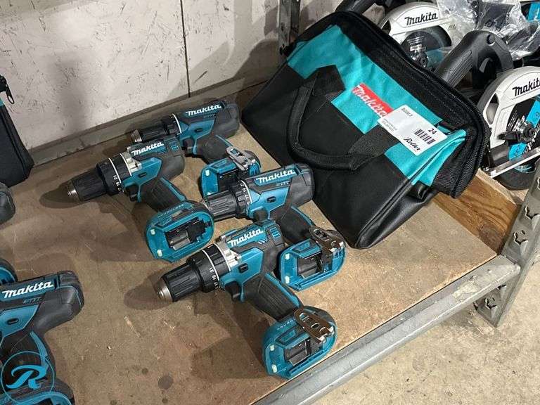 (4) Makita 18V Drills With Bag
