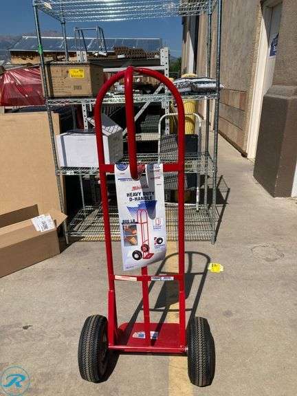 (1) New- Milwaukee 800-lb Capacity 2 -Wheel Red Steel Heavy duty hand truck (Total of 1) - Roller Auctions