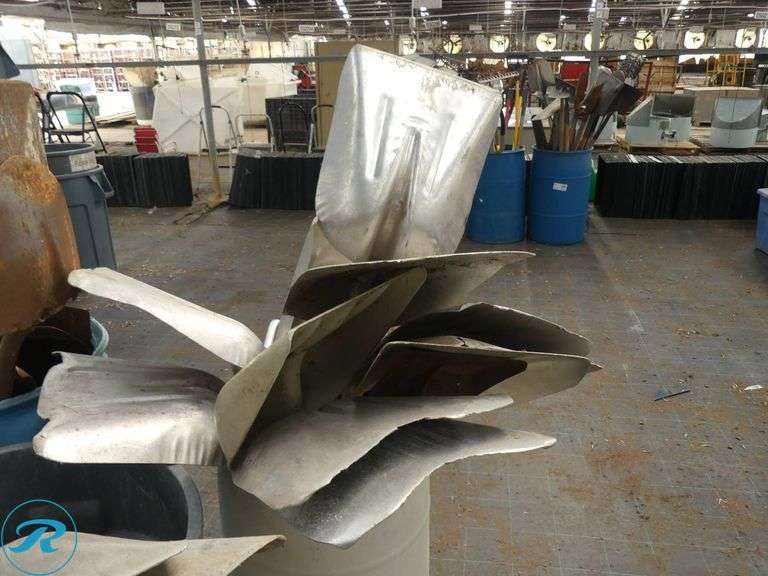 (4) Barrels of Assorted Shovels - Roller Auctions