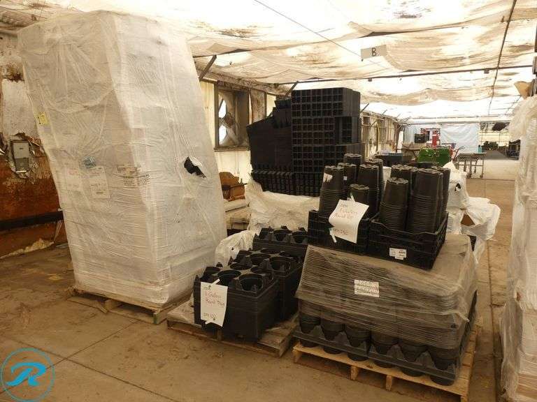 (3) Pallets of 1-Gallon Round Pots and Trays - Roller Auctions