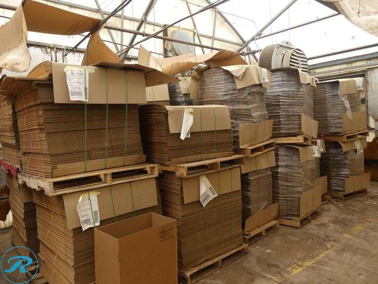 (52) Pallets of Flat Corrugated Cardboard Boxes and Protective Inserts - Roller Auctions