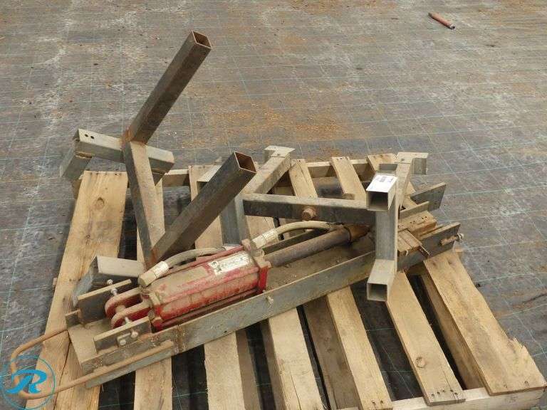 Hydraulic Metal Frame Assembly - Roller Auctions