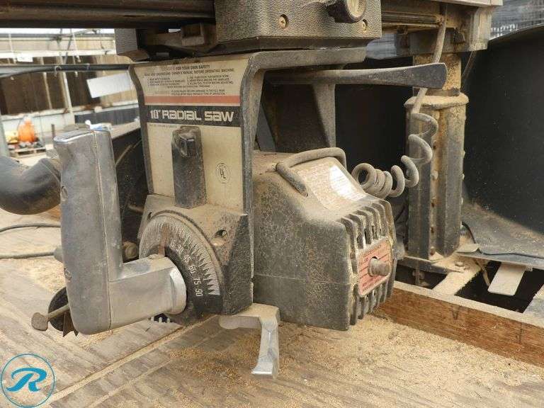 Sears Craftsman 113.197751 10″ Radial Arm Saw with Wood Bench, 8′ x 2′ - Roller Auctions