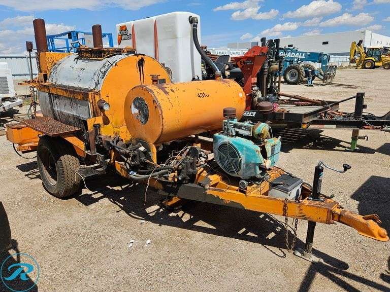 C-W  CS-25  Towable Crack Sealing Machine - Roller Auctions