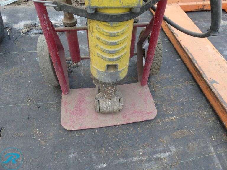 Bosch Electric Jackhammer With Dolly and Bits - Roller Auctions