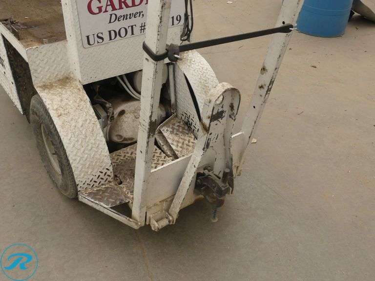 Taylor Dunn Stock Chaser - Roller Auctions