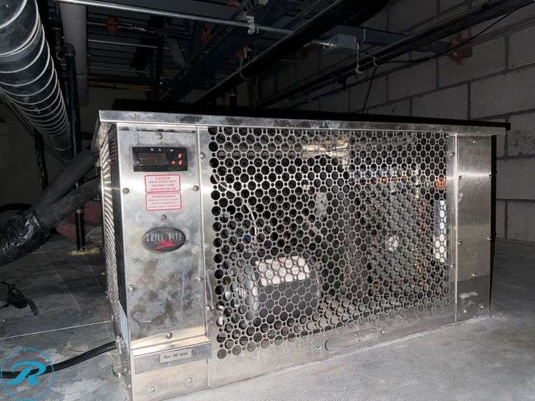 Chill-Rite MLN-50 Glycol Chiller with 16-Thirst Aid Draft Beer Line System and Trumix Single CO2 and N2 Gas Blender