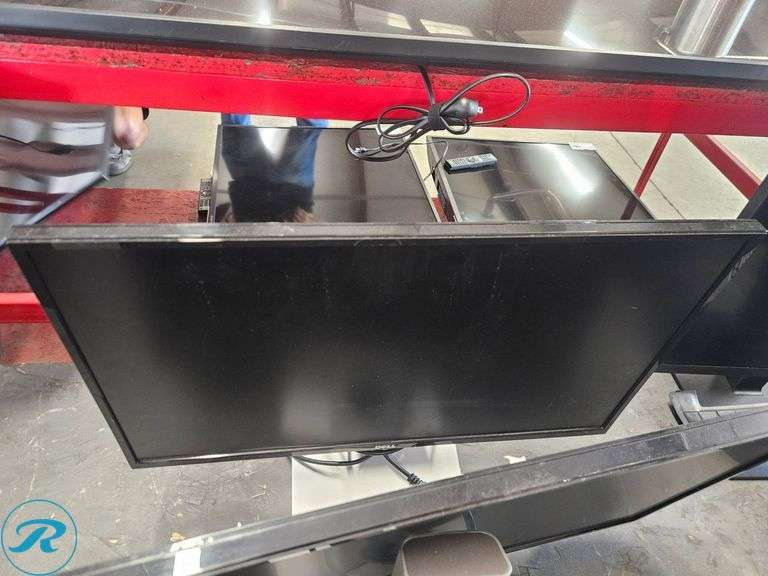 Flat Screen Monitors with Stands - Roller Auctions