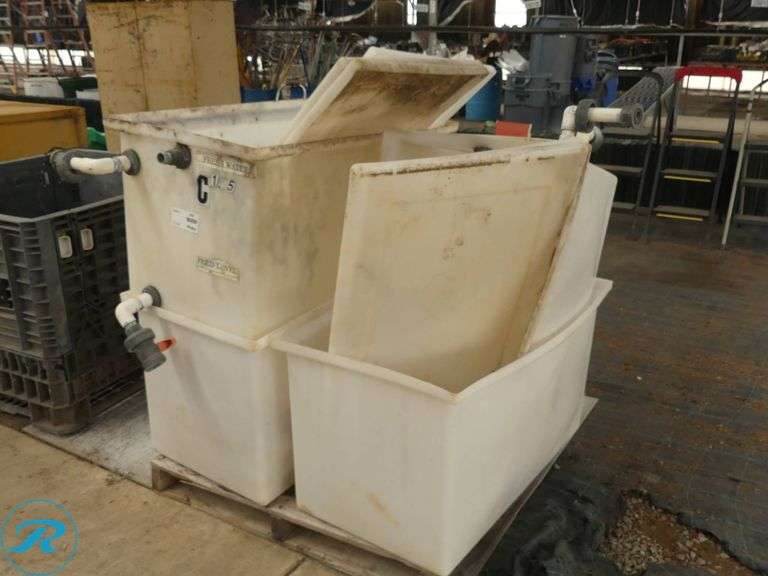 (3) Plastic Chemical Mixing Tanks with Valves and Lids - Roller Auctions