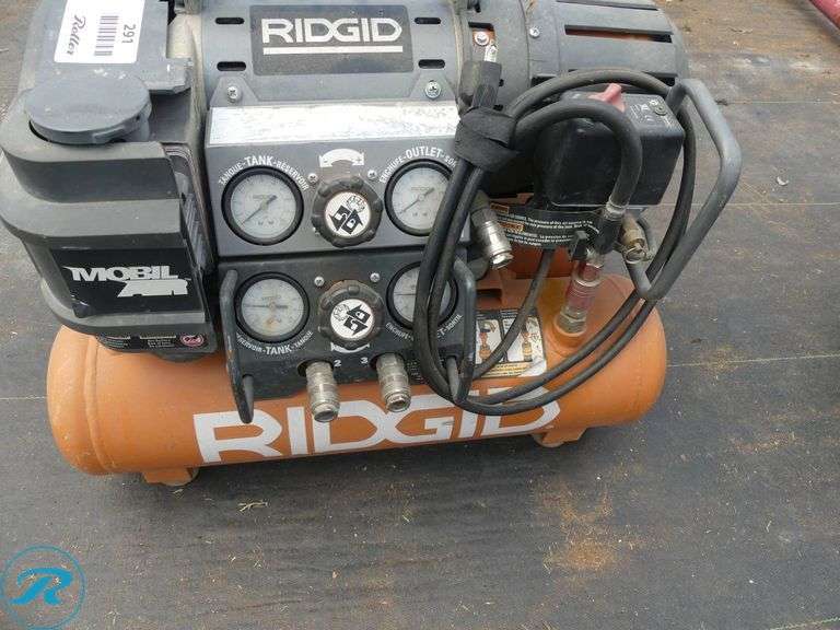 Ridgid Twin Tank Air Compressor, 120V - Roller Auctions
