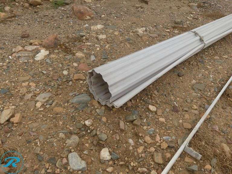 Roll of Corrugated Plastic Paneling - Roller Auctions