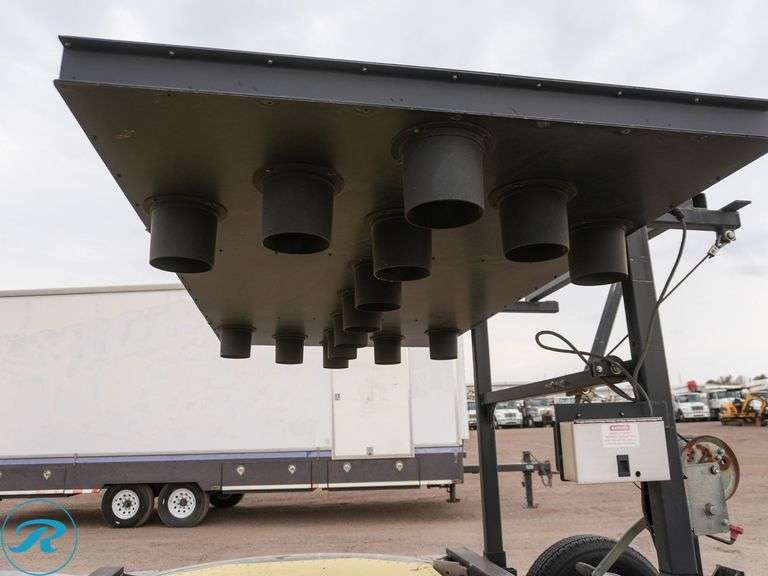 2008  Scorpion  10002-TL3  Towable Attenuator - Roller Auctions