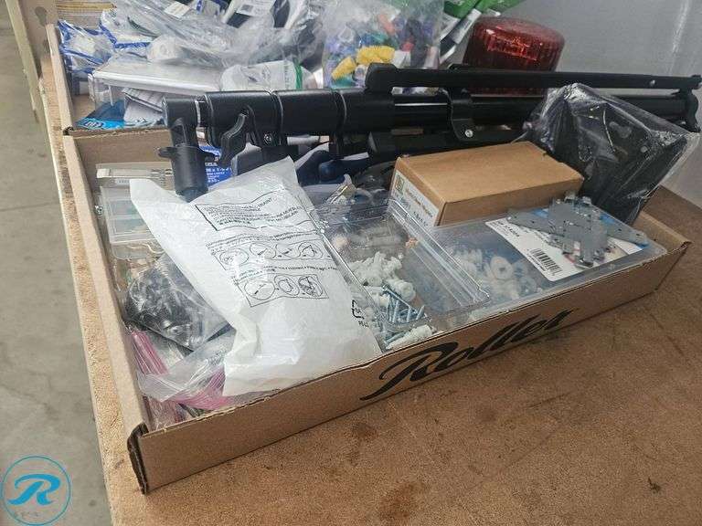 Electronics Components and Accessories in Two Boxes - Roller Auctions