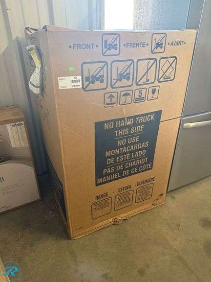 New Frigidaire FCRC3005AWA Electric Range With Coil Burners - Roller Auctions