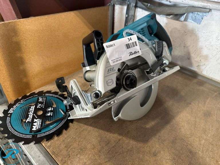 Makita XSR01 36V Circular Saw