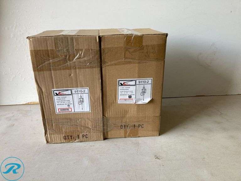 (2) New- Volume Lighting 1 -Light 26.75-in H Polished Brass Hardwired Outdoor Wall Light (total of 2) - Roller Auctions