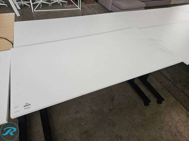 ESI Triumph LX60 Electric Height-Adjustable Desk with 24″ Undermount Power Strip, 60×30 Inches - Roller Auctions