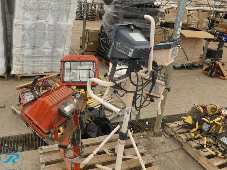 (2) Pallets of Portable Work Lights with Stands - Roller Auctions