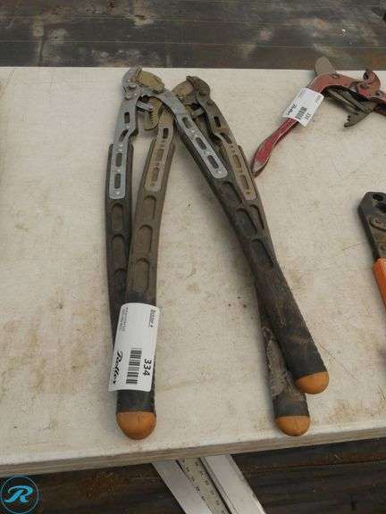 (2) Ratcheting Pruners - Roller Auctions