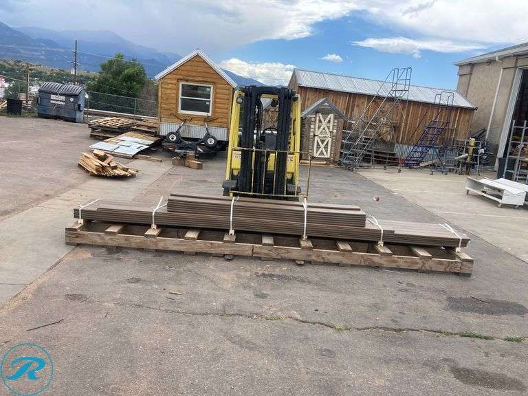 (54) Deck boards (25) Trex Enhance Naturals 1" x 6" x 16ft Toasted Sand Sq composite Deck board (27) Trex Enhance naturals 1" x 6" x 8ft Toasted Sand Square composite Deck board (2) Trex Enhance Natural 1" x 7" x 12ft Composite Toasted Sand Fascia Deck Board (total of 54 boards) - Roller Auctions