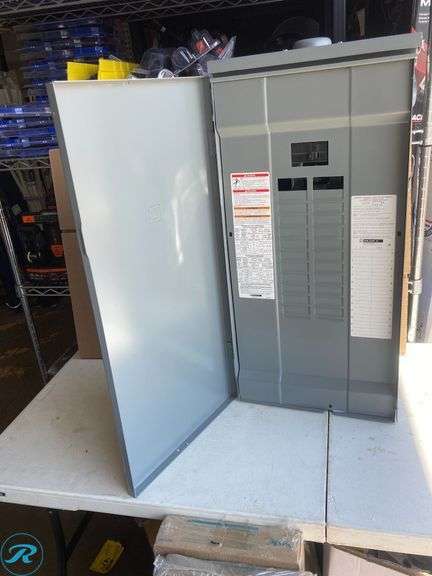 (1) New out of box- Homeline 125 Amp 24-Space 48-Circuit Outdoor Main Breaker Plug-On Neutral Load Center (some minor scratches/See Photos) (Total of 1) - Roller Auctions