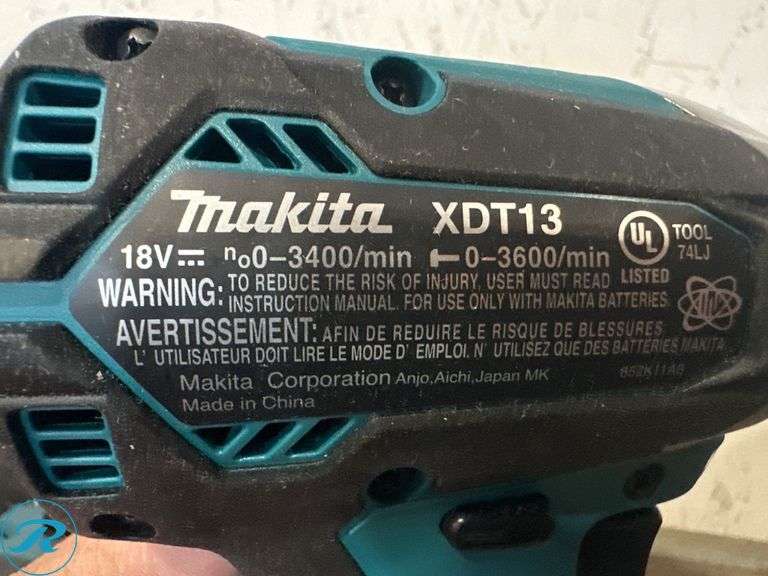 Makita XFD10 Drill and XDT13 Impact Driver With Bag, 18V - Roller Auctions