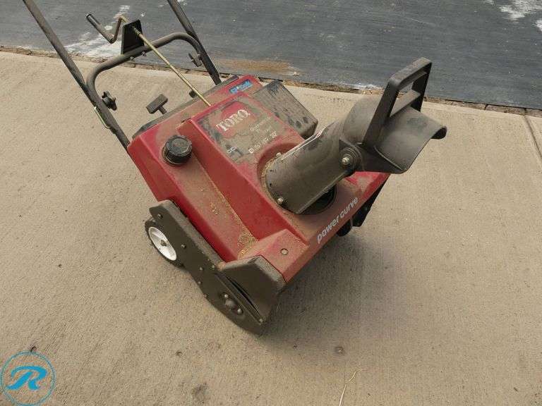 Toro CCR3650 Power Curve 20″ Gas Snowblower, 6.5HP (Been Sitting, Unable to Start) - Roller Auctions