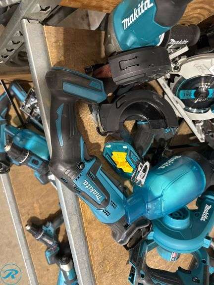 (6) Makita 18V Power Tools With Bag - Roller Auctions