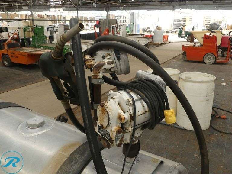 Towable Fuel Tank - Roller Auctions
