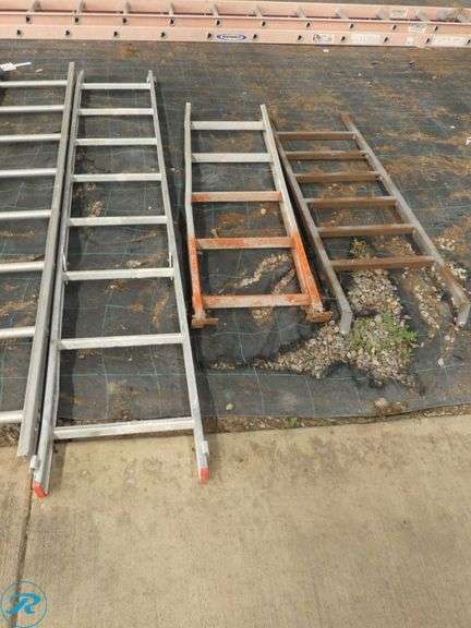 (7) Aluminum Straight Ladders - Roller Auctions