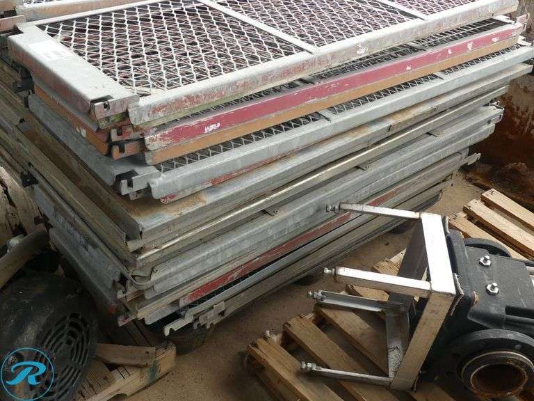 Pallet of Nursery Cart Shelves, Assorted Sizes - Roller Auctions