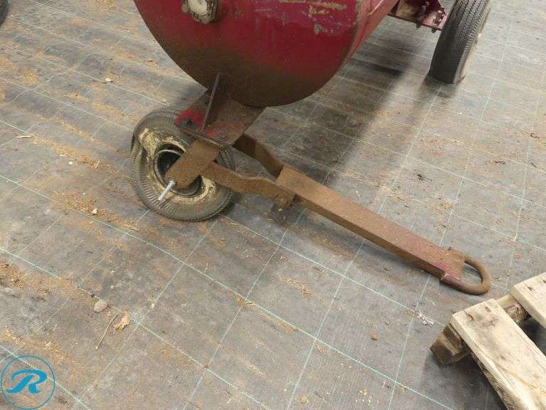 Towable Kerosene Tank - Roller Auctions
