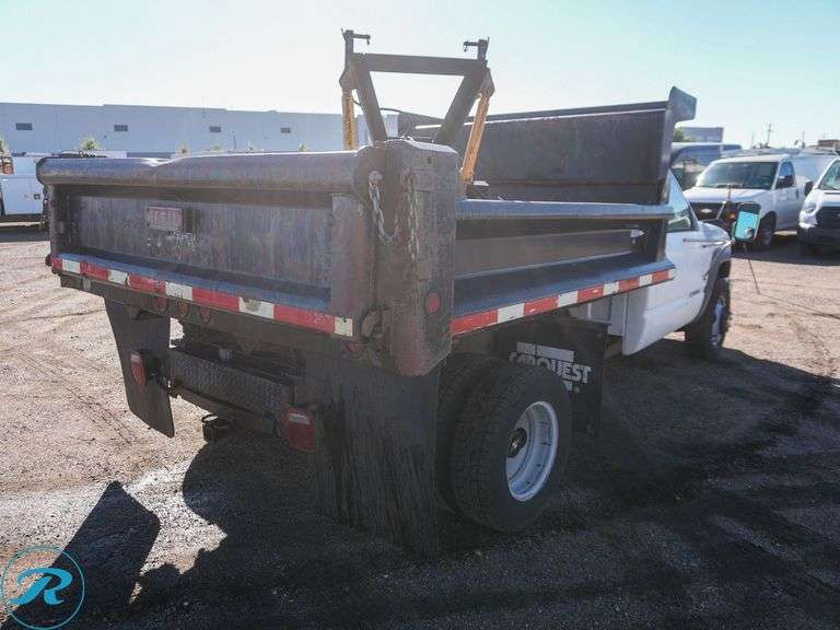 1999 Chevrolet Silverado 3500 4WD Landscape Dump Truck - Roller Auctions