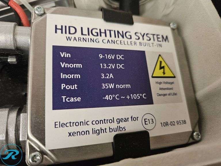 CanBus HID Plug-and-Play Xenon Lighting System for Vehicles - Roller Auctions