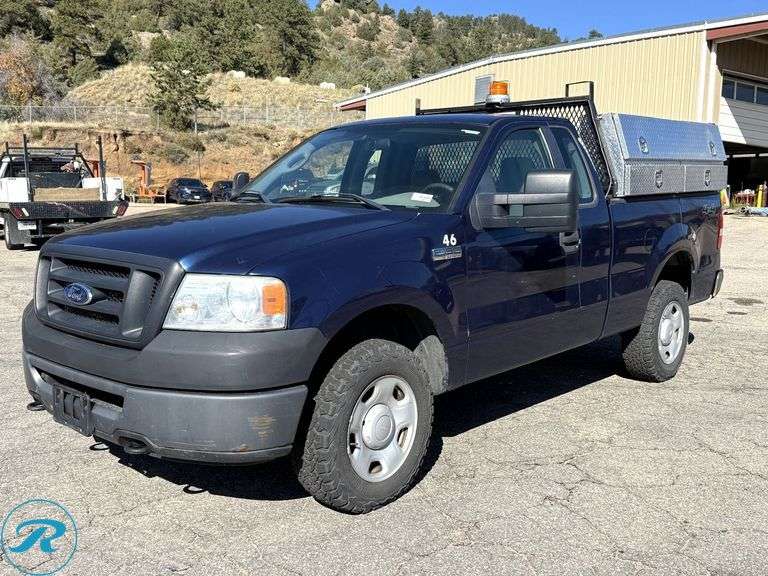 2007  Ford  F150  XL  4WD  Pickup - Roller Auctions