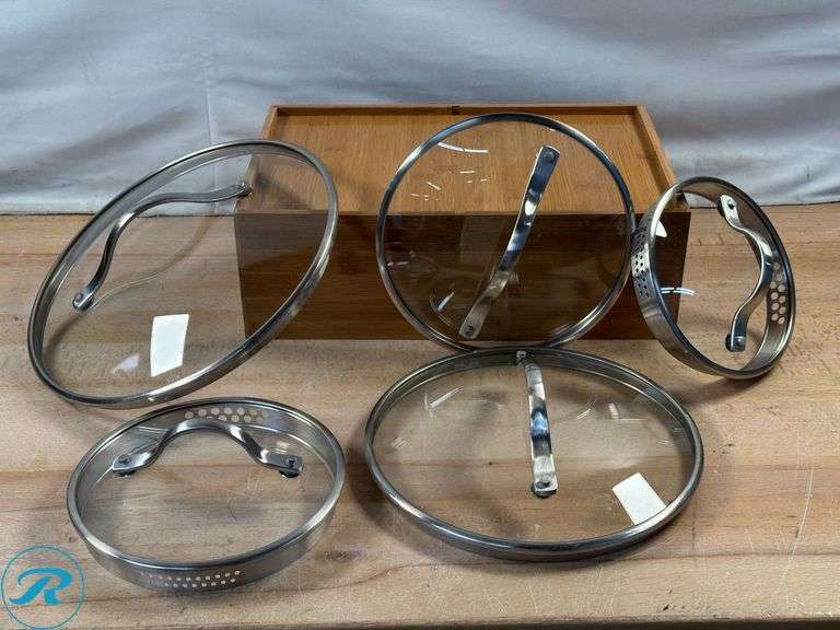 Kirkland Signature 12-piece Non-Stick Cookware Set - Used - Roller Auctions
