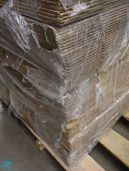(4) Bundle of Cardboard Boxes 14x14x10 25 Pack (100 in total) - New/Minor Damage - Roller Auctions