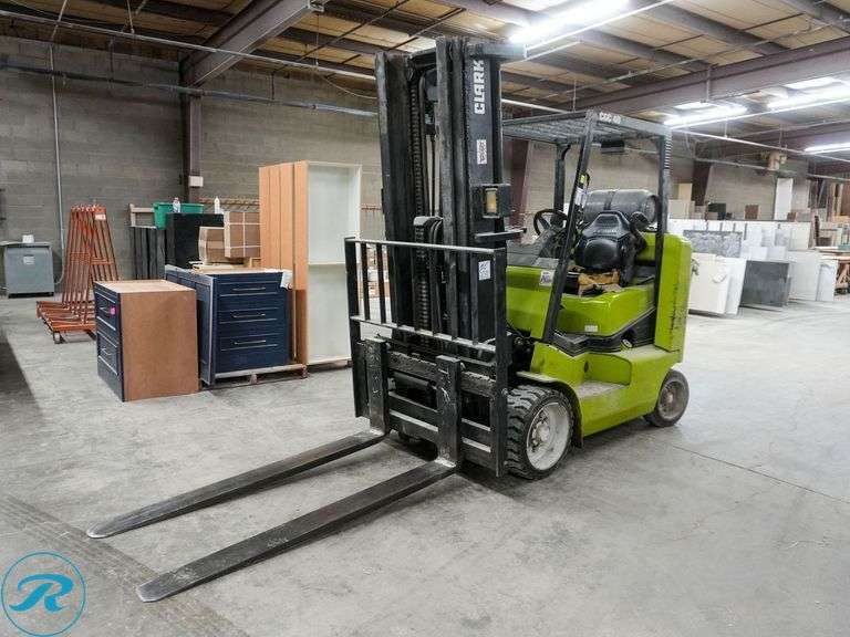 Clark  CGC40  Forklift
