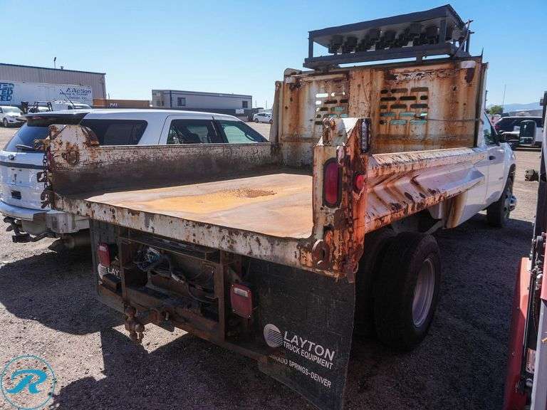 2013 GMC Sierra 3500 HD 4WD Crew Cab Landscape Dump Truck - Roller Auctions