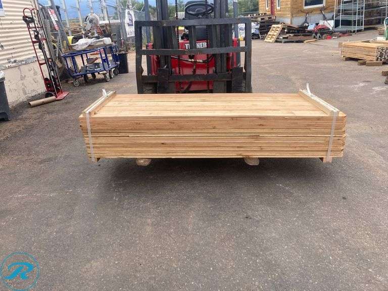 (100) Cedar Dog Ear Fence Pickets 19/32" x 5.5" x 6' - Roller Auctions
