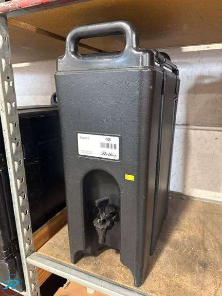 Cambro Insulated Beverage Dispenser