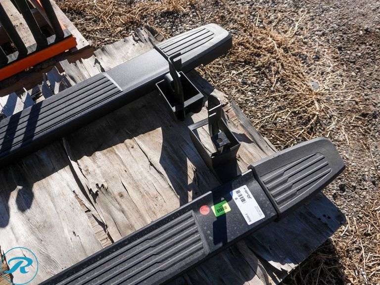 Ford Super Duty Running Boards To Fit Regular Cab Pickup - Roller Auctions