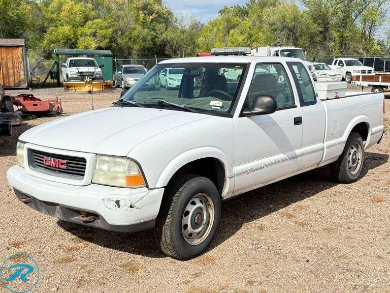 1998  GMC  Sonoma  SLS  4WD Super Cab  Pickup